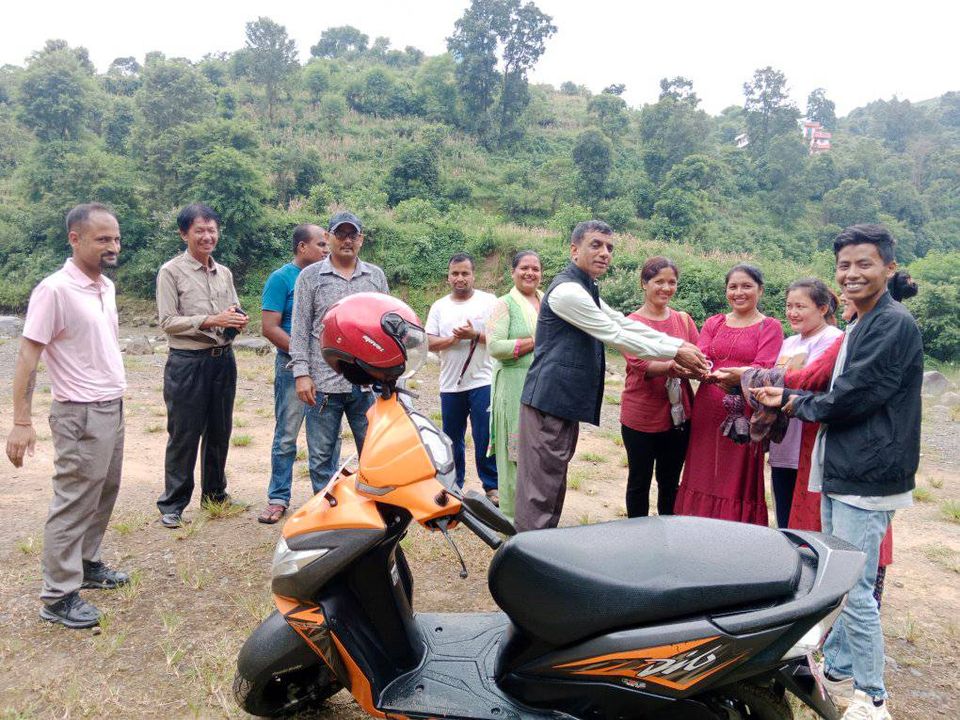 थाक्रेमा सृष्टि फाउन्डेसन नेपाल द्वारा १ महिने स्कुटी तालिम सुरु ।