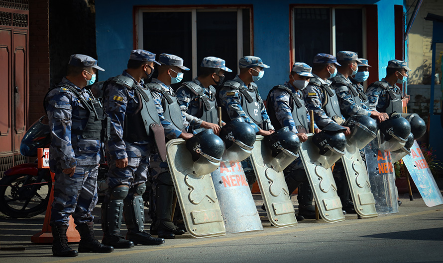 आज मध्यरातिदेखि भारतसँगको सीमानाका बन्द