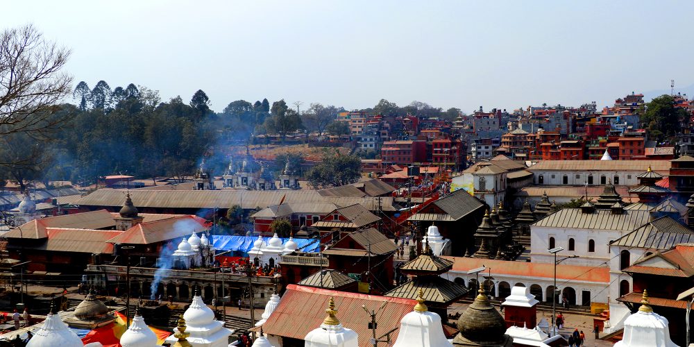 पशुपतिमा अतिक्रमित संरचना हटाउन महानगरको अल्टिमेटम