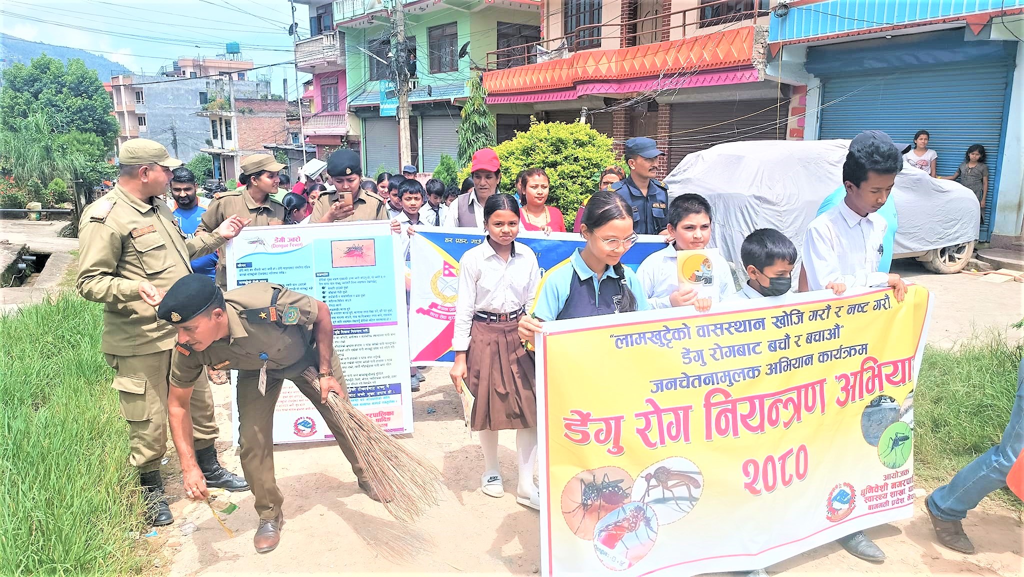 डेंगु रोग नियन्त्रणका लागि धुनिवेशी नगरपालिका द्वारा  सचेतना अभियान सुरु