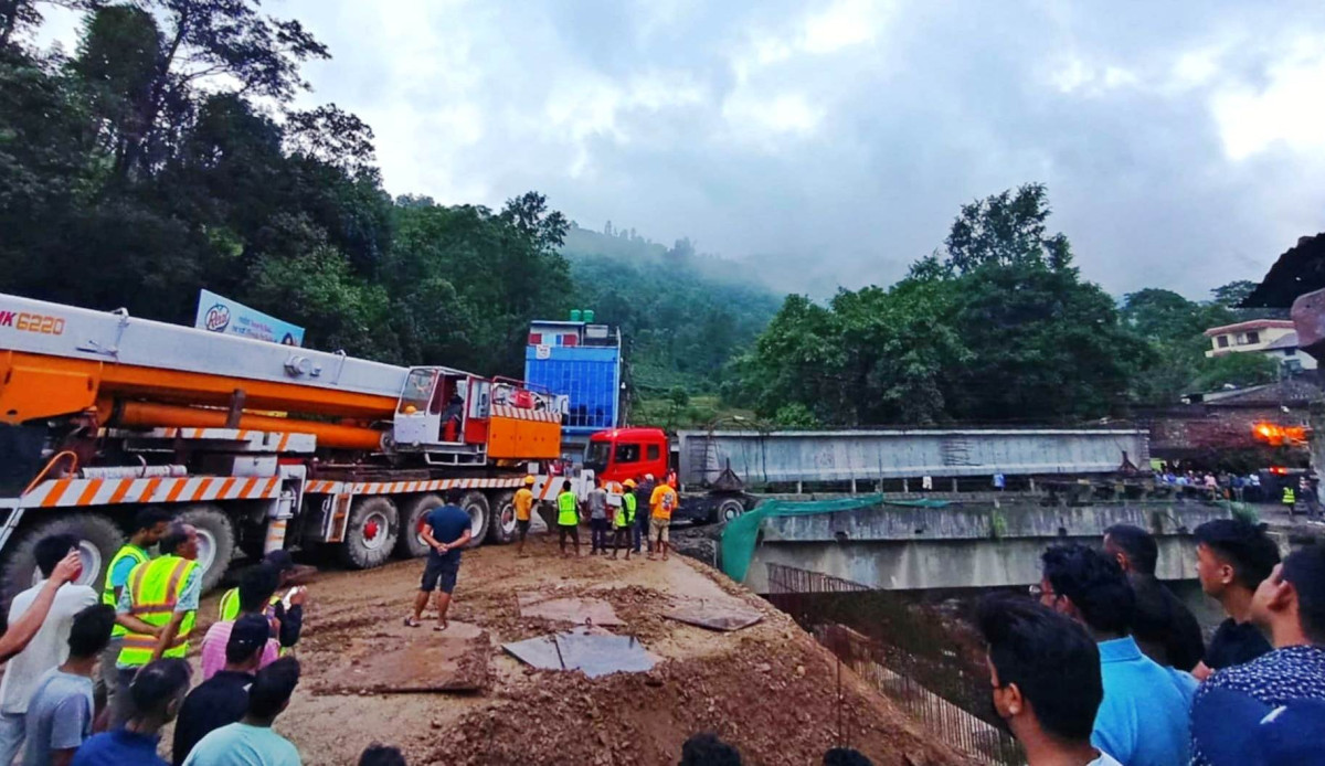 बन्द भएको नौबिसे–नागढुङ्गा सडक खण्ड सञ्चालनमा, आज राति १० बजेदेखि पुन बन्द