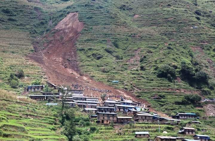 गोरखाको  पहिरोमा  परेका पाँच जना अझै भेटिएनन्